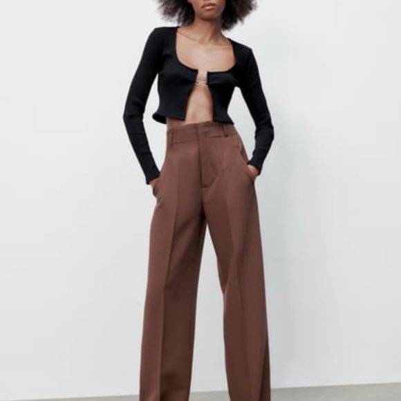 Zara - RIBBED CROPPED CARDIGAN - Picture 1 of 2